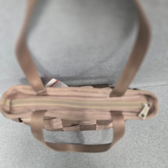 Harvey's Original Seatbelt Bag - Picture 3 of 10